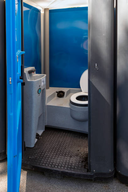 Best Porta potty rental near me  in Lauderhill, FL
